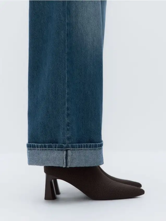 Stivali con tacco alto Colore caffè