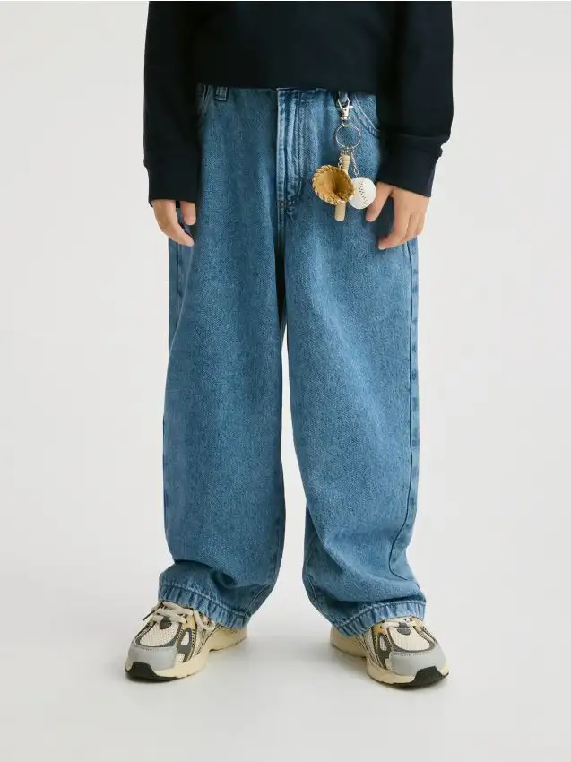 Jeans baggy con portachiavi Colore blu