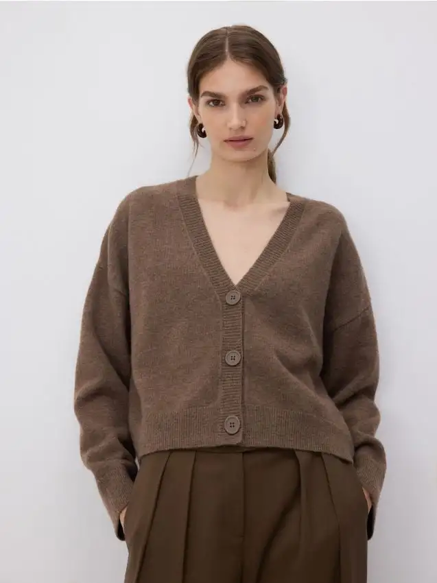 Cardigan con bottoni Colore caffè