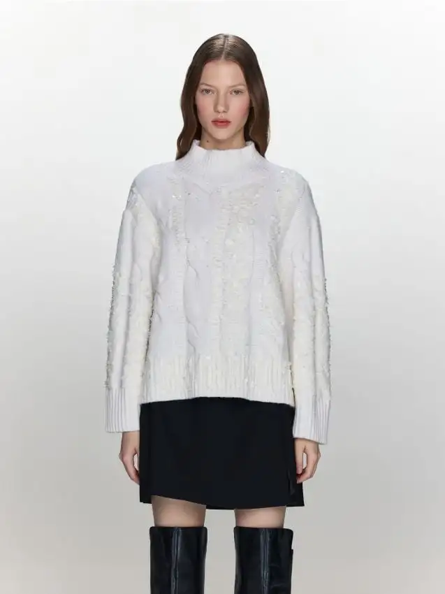 Maglione con applicazioni di paillettes Colore panna