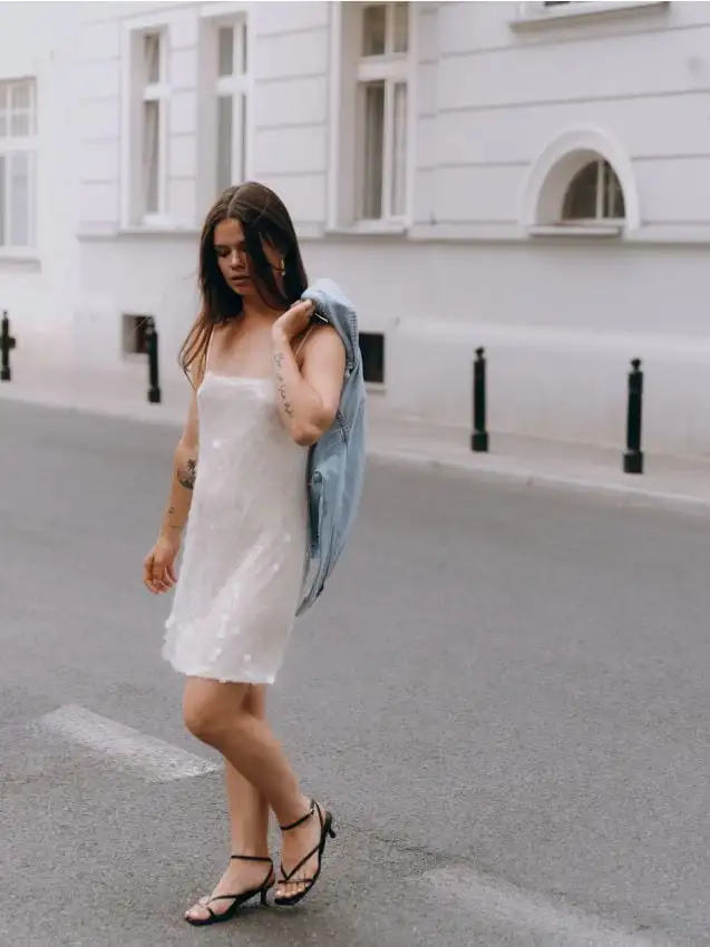 Vestito mini luccicante Colore grano