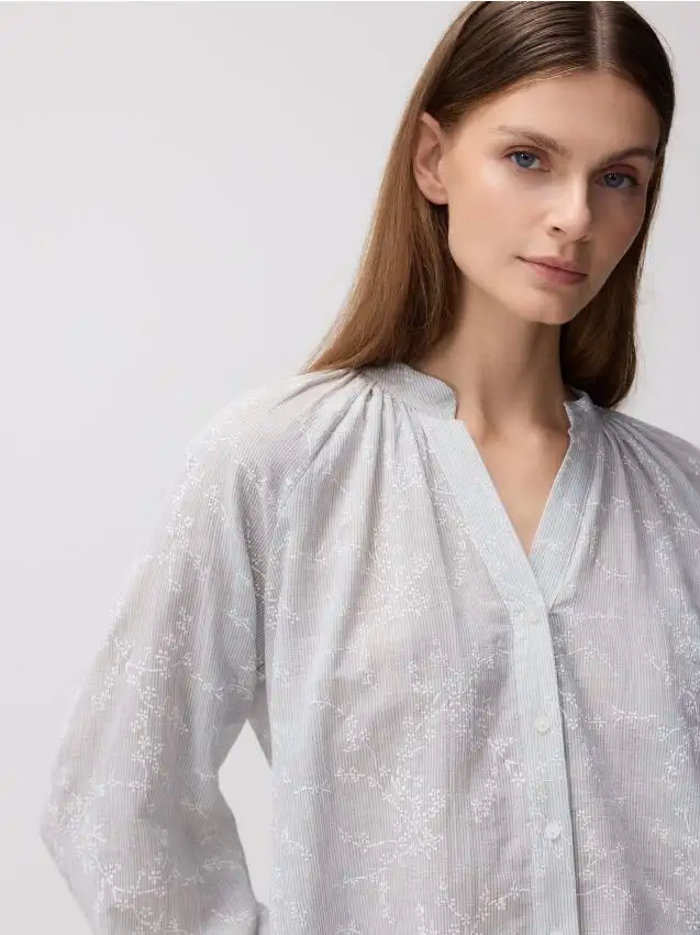 Camicia in misto lino Colore blu pallido