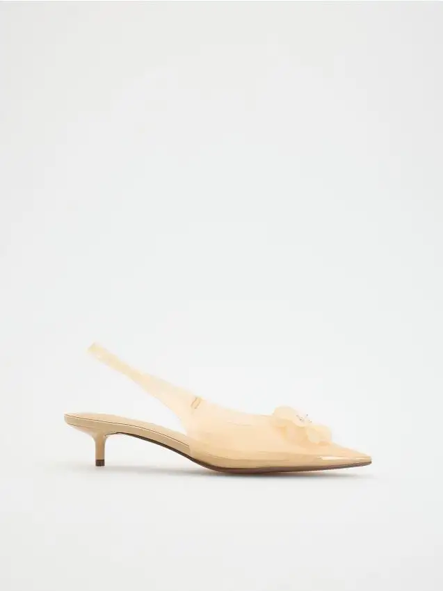 Décolleté in vinile con decoro Colore panna