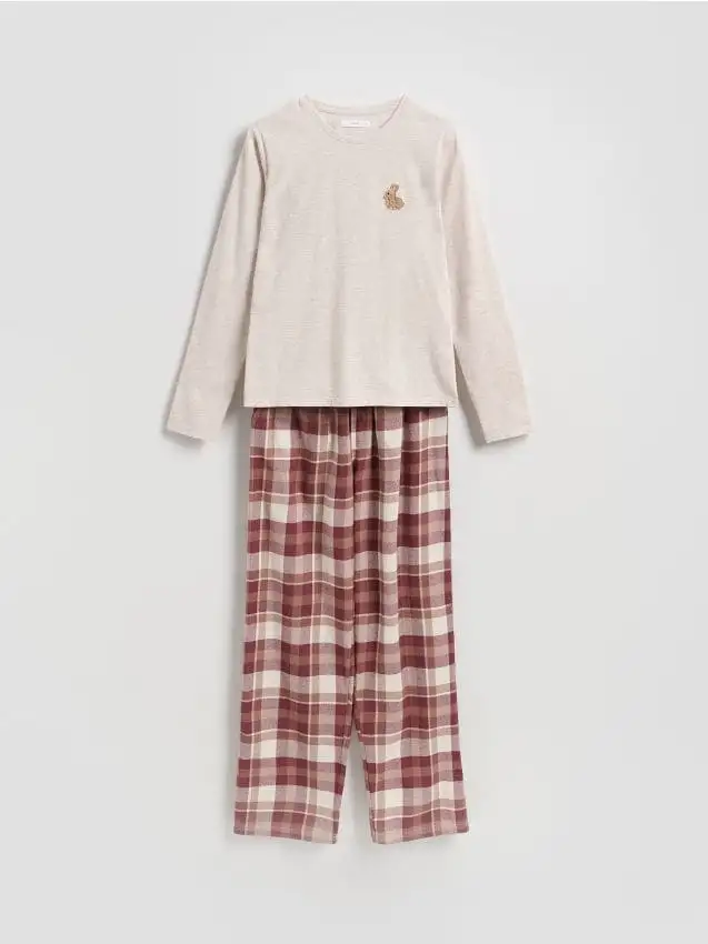 Pigiama due pezzi con ricamo Colore rosa