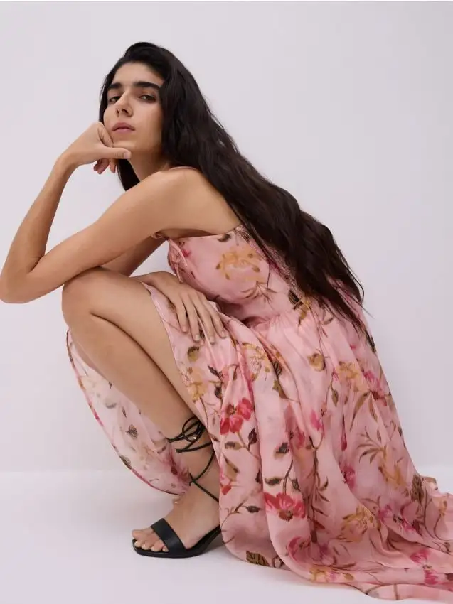 Vestito floreale asimmetrico Colore multicolore