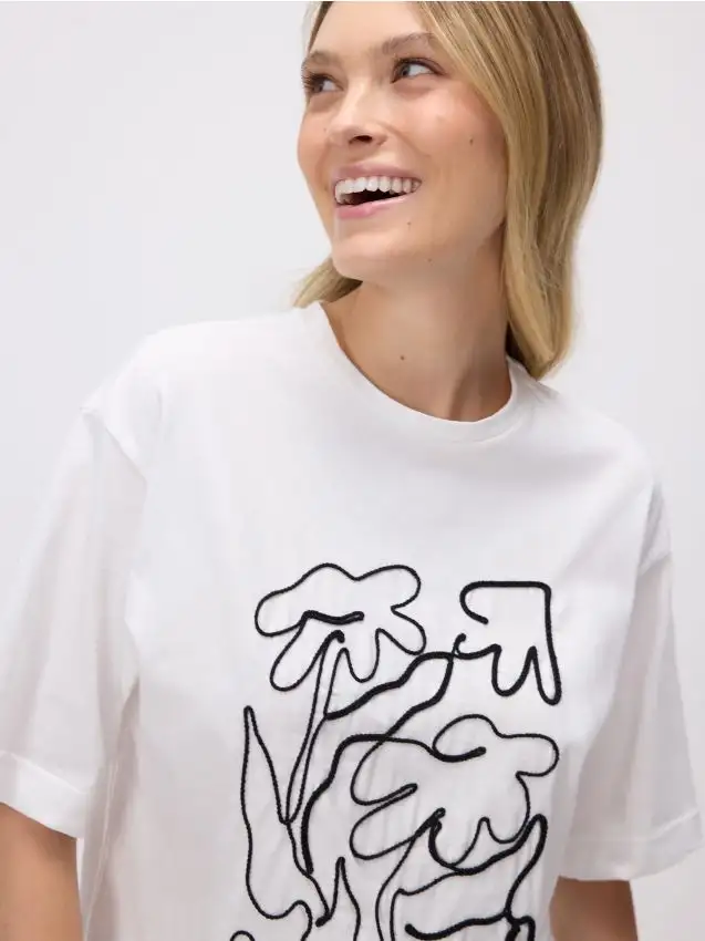 Camiseta con bordado Colore bianco