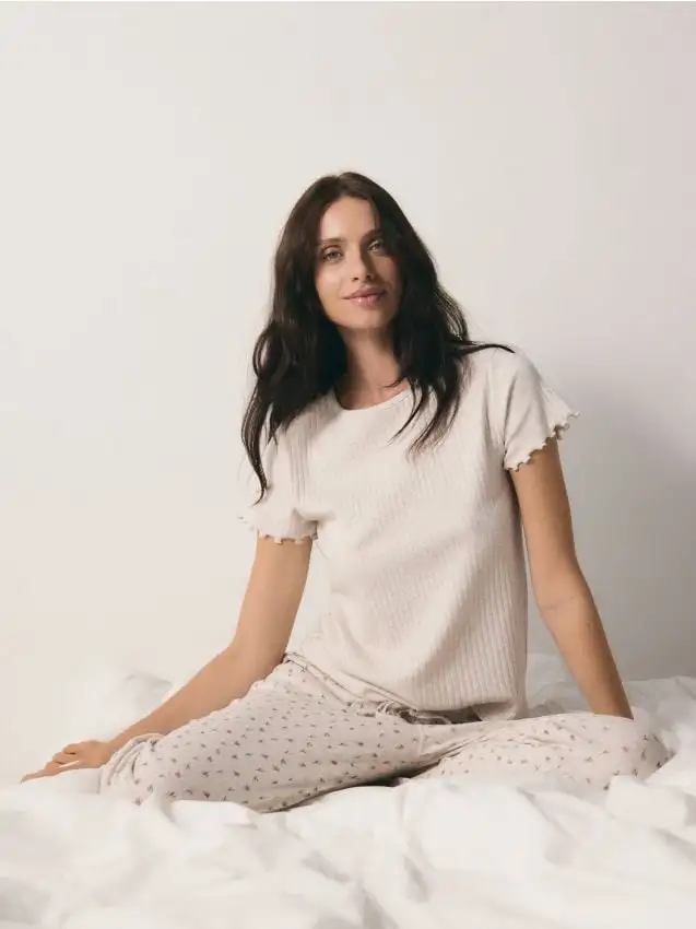 Pigiama a coste due pezzi Colore nude