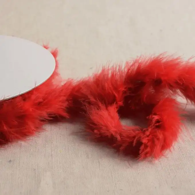 Nastro piume marabù rosso