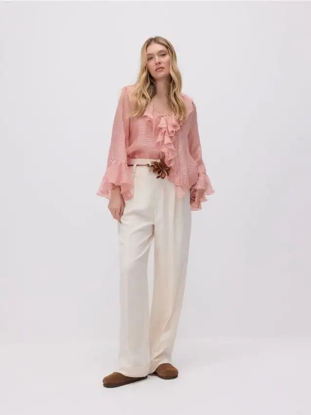 Pantaloni con cintura decorativa Colore bianco