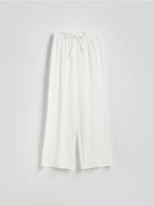 Pantaloni in mussola con laccetto Colore bianco