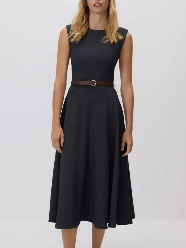 Vestito con cintura a catena Colore antracite