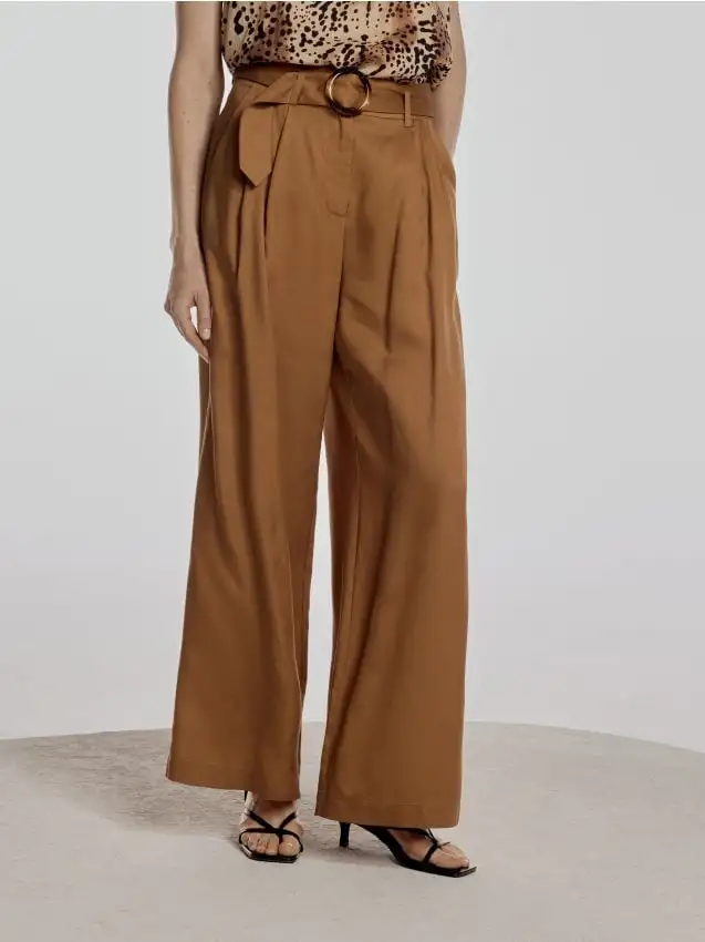 Pantaloni larghi in lyocell Colore beige