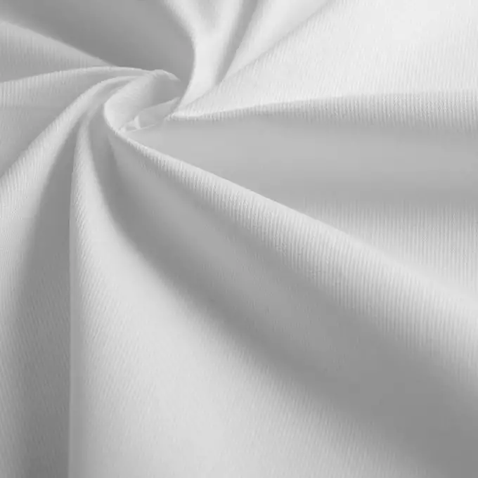 Tessuto piquet di cotone bianco