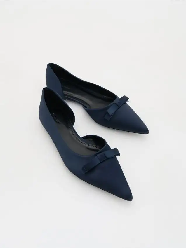 Ballerine con dettaglio a fiocco Colore blu scuro