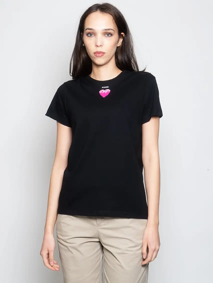 T-shirt con Cuore Ricamato Nero