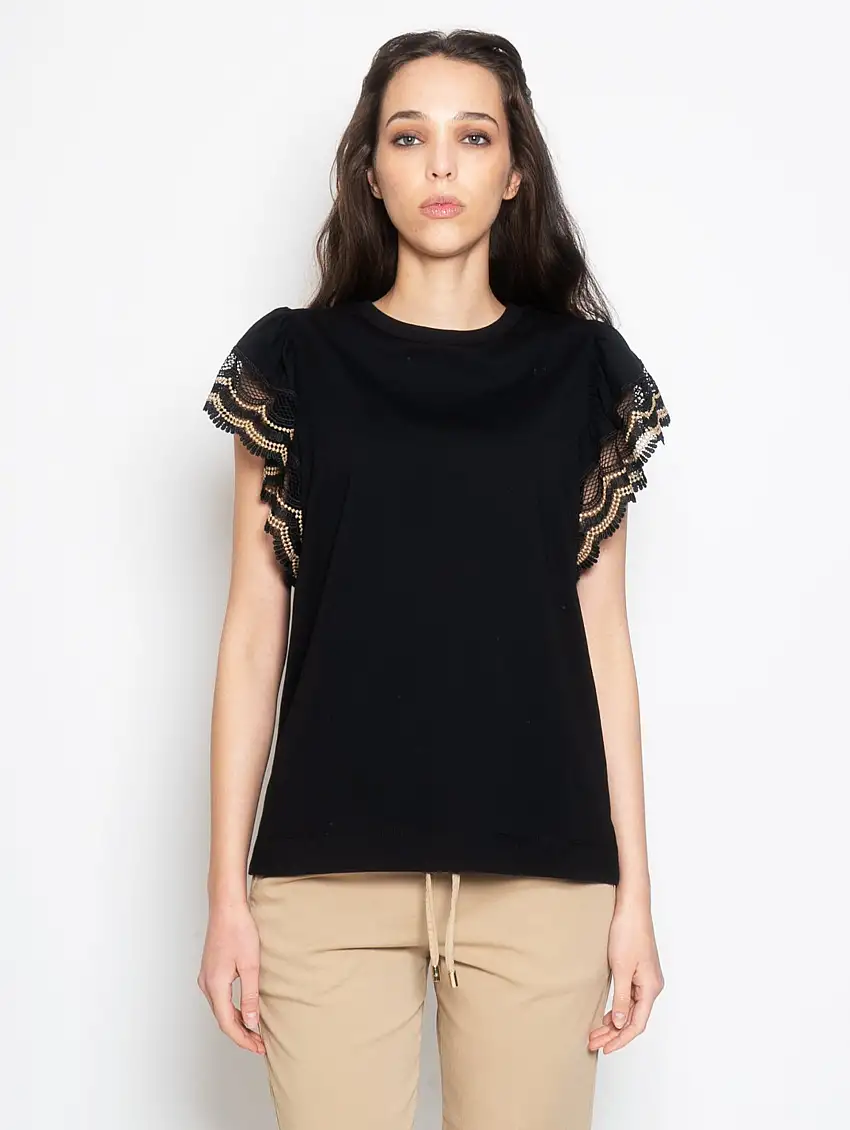 T-shirt con Maniche con Bordi in Pizzo Nero