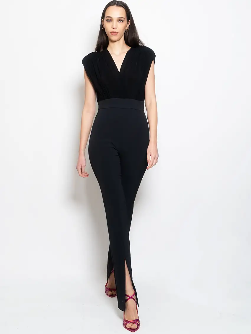 Tuta con Scollo Ampio Nero