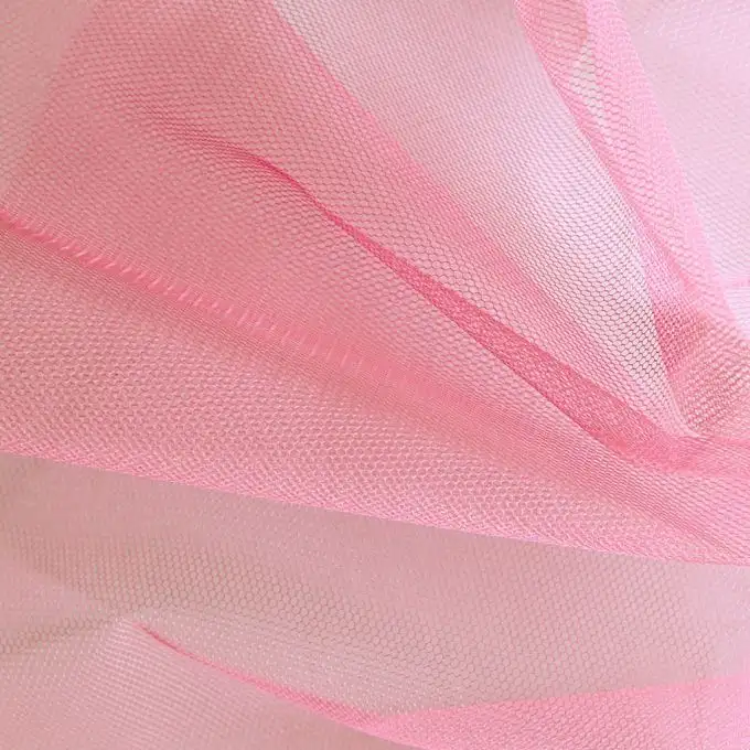 Tessuto tulle rosa chiaro