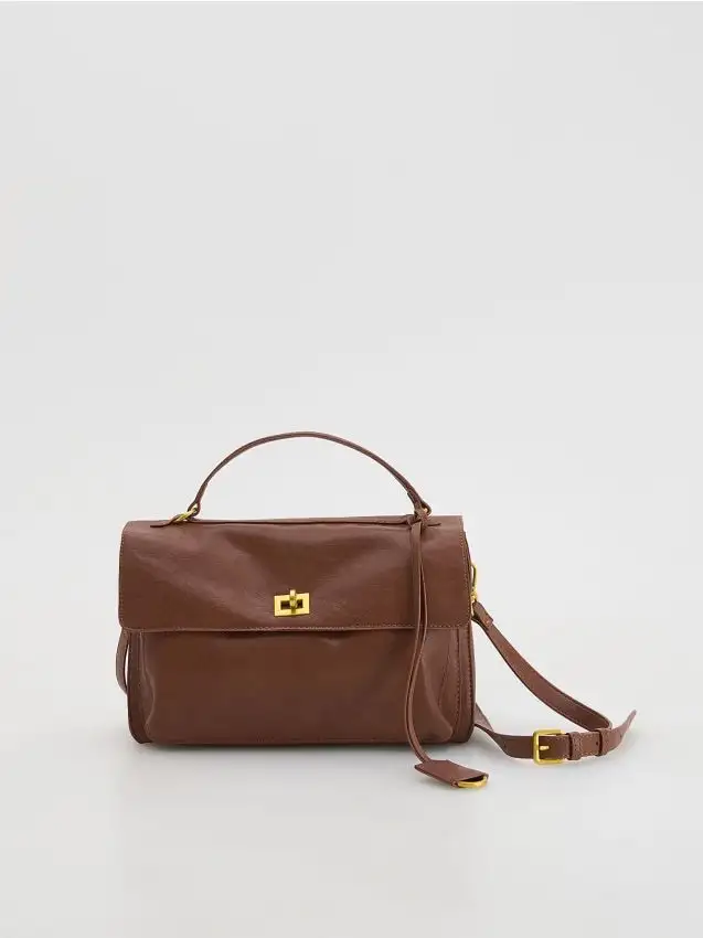 Borsa a tracolla con ciondolo Colore marrone