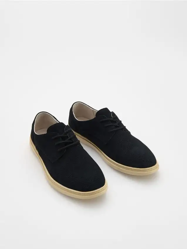 Scarpe in pelle Colore nero