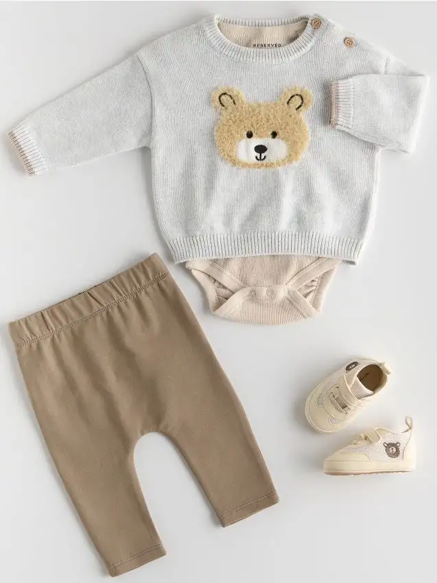 Maglione in cotone con applicazione Colore grigio chiaro