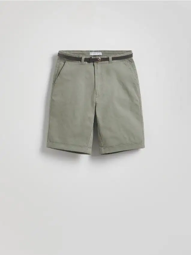 Pantaloncini chino con cintura Colore verde pallido