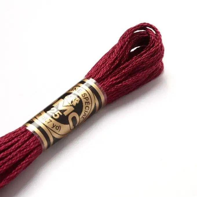 Filato mouliné da ricamo tonalità rosse COL 3685