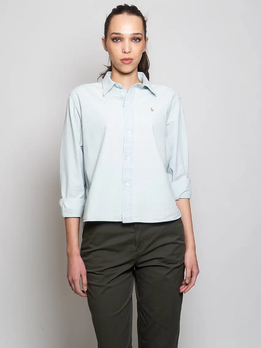 Camicia con Orlo Stondato in Chambray Celeste