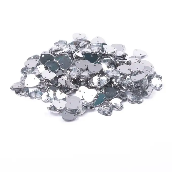 Paillettes da cucire a forma di cuore colore cristallo 8x8mm