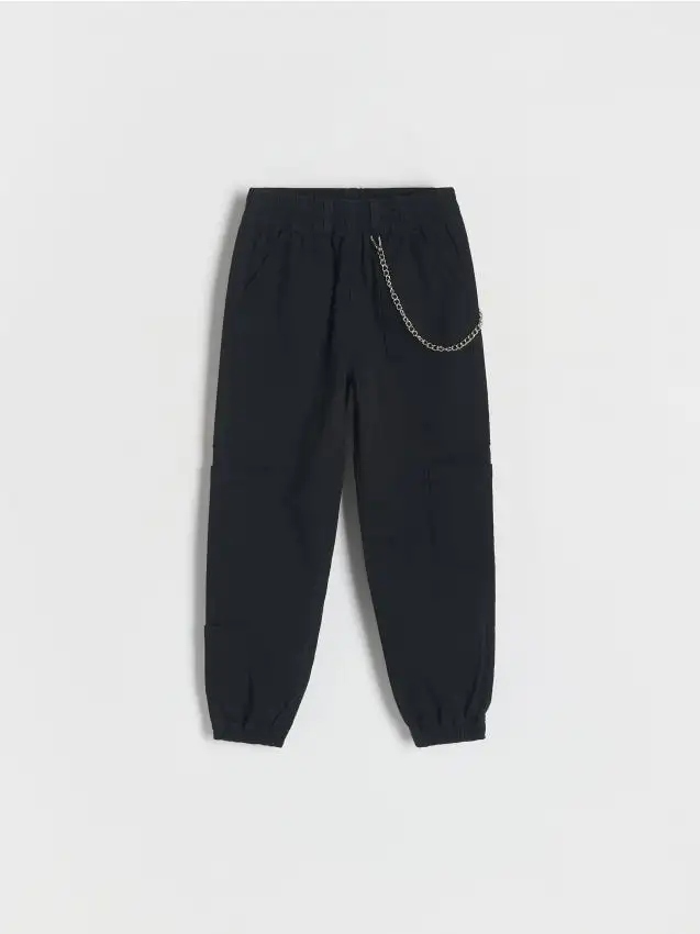 Pantaloni con catena Colore nero