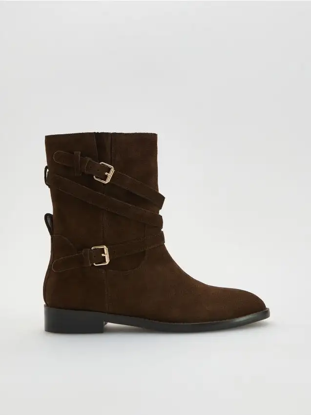LADIES` ANKLE BOOTS Colore marrone scuro