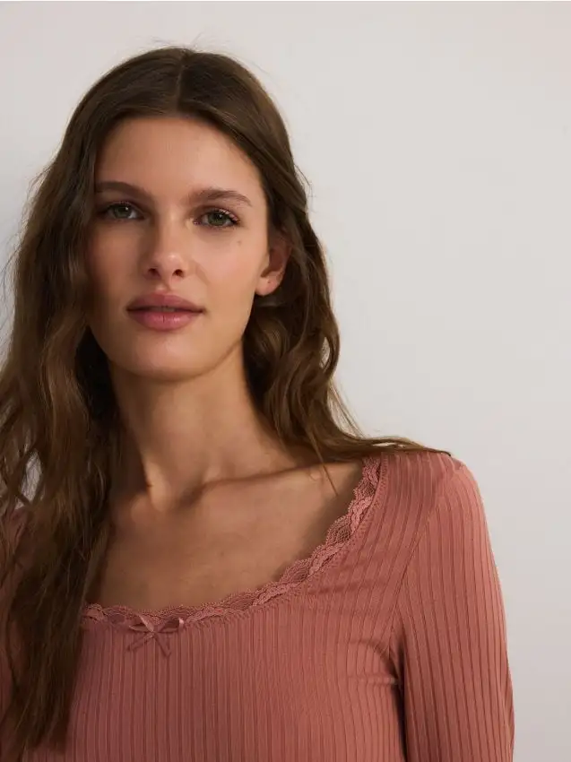 Maglia a maniche lunghe con fiocco Colore malva