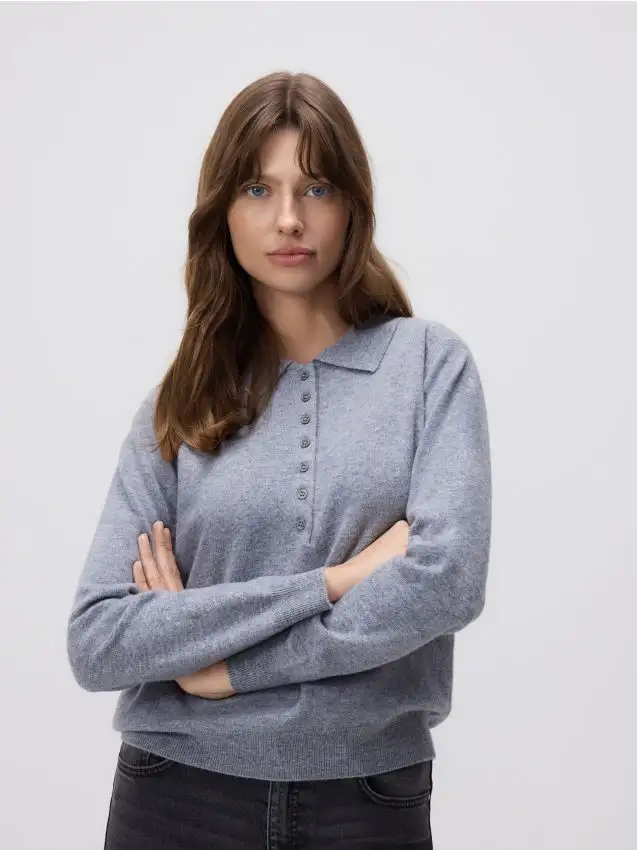 Maglione di lana con colletto Colore grigio chiaro