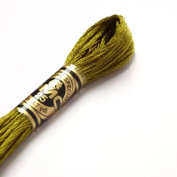 Filato mouliné da ricamo tonalità verdi COL 580