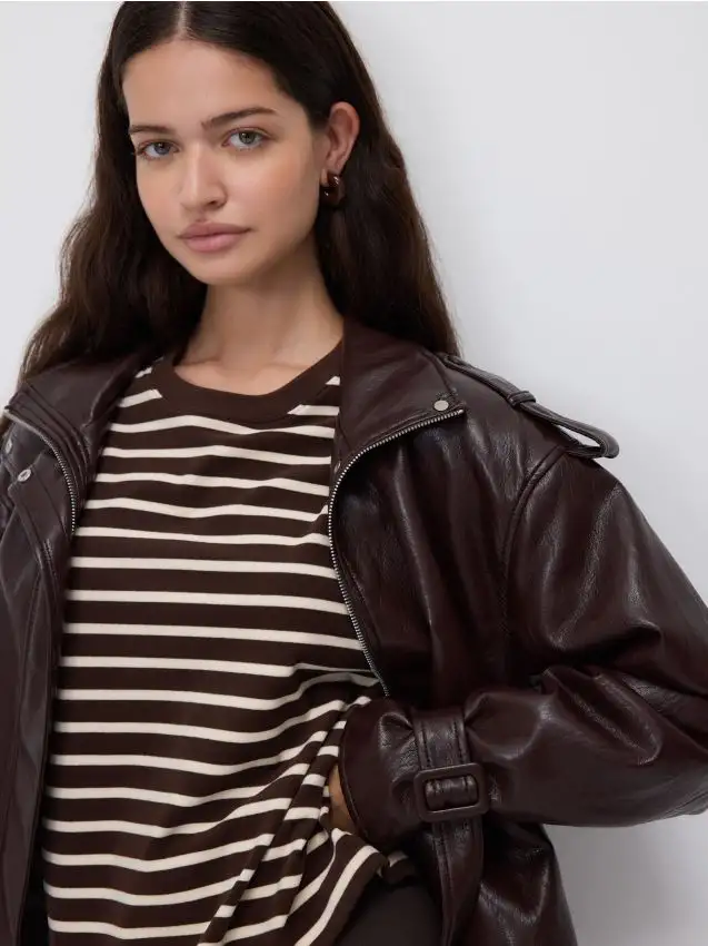 Maglietta a maniche lunghe a righe Colore verde