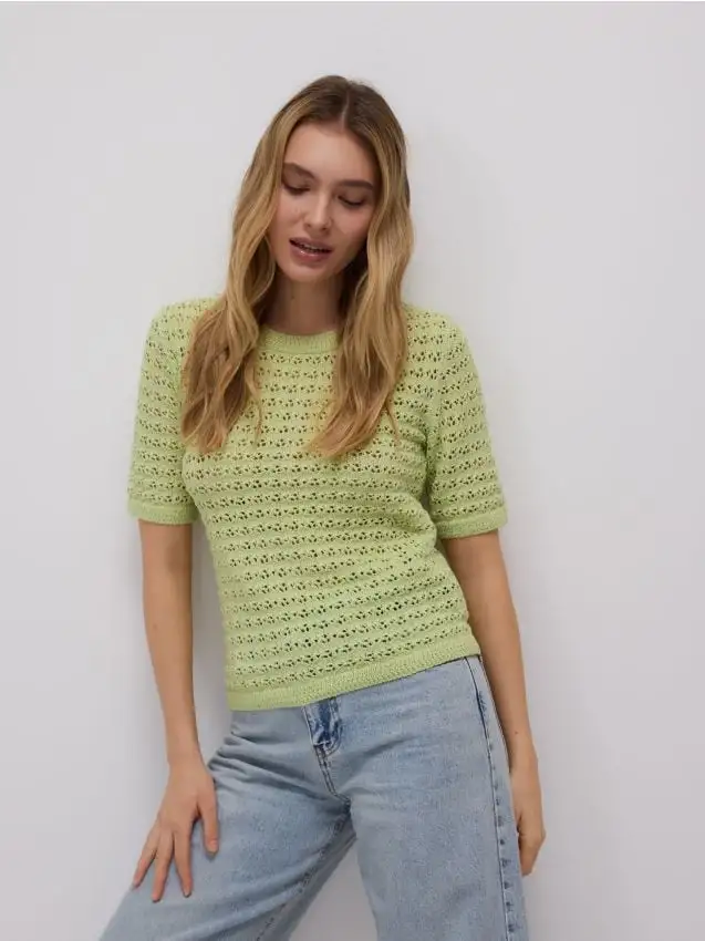 Maglione traforato a maniche corte Colore verde pallido