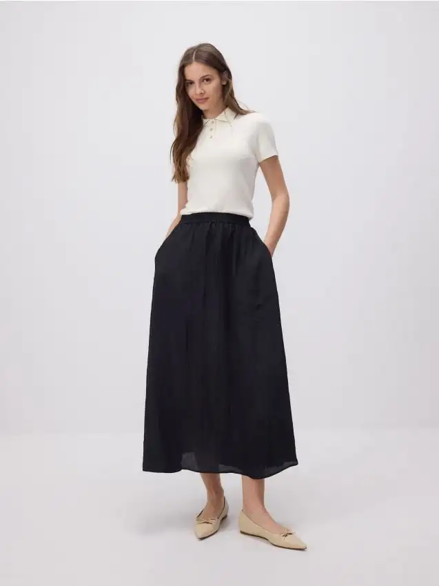 Gonna midi in tessuto stropicciato Colore nero