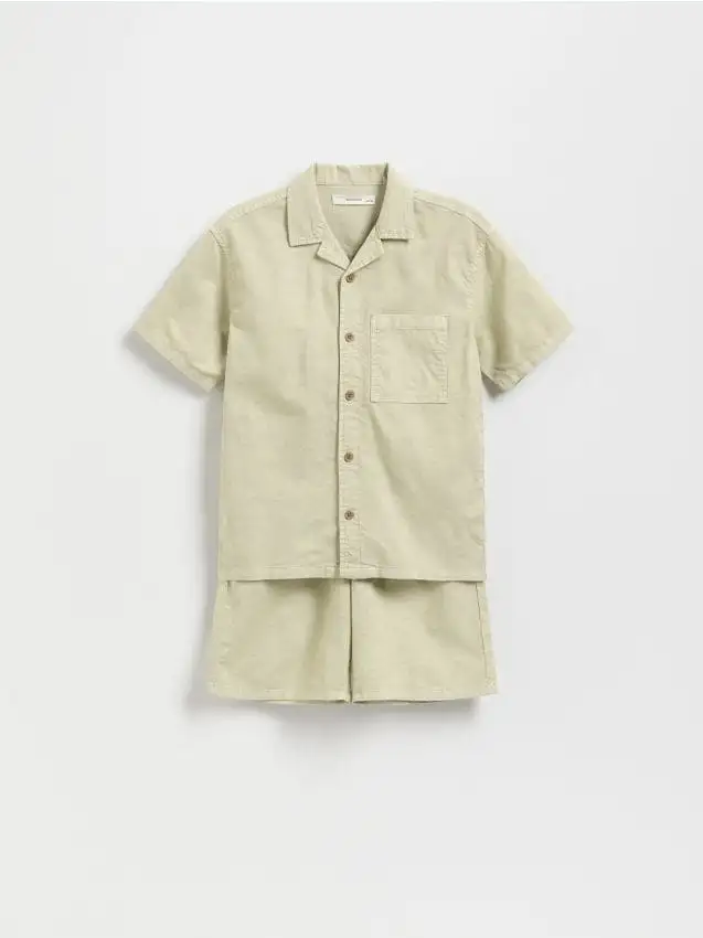 Set in lino Colore verde oliva chiaro