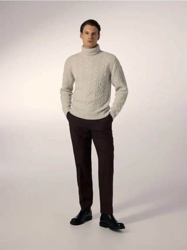 Maglione in lana Colore grigio chiaro