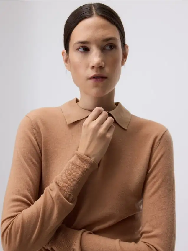 Blusa di lana Colore marrone dorato