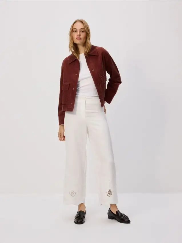 Pantaloni ampi con aggiunta di lino Colore bianco