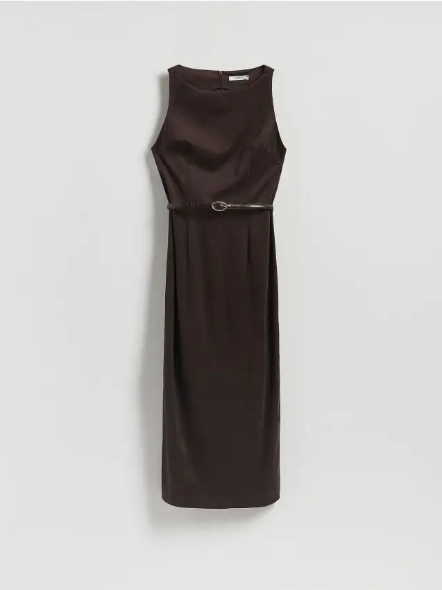 Abito lungo con cintura Colore marrone scuro