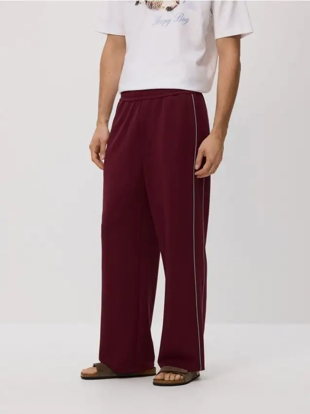 Pantaloni loose Colore mogano