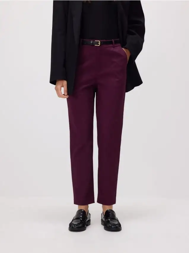 Pantaloni a sigaretta con cintura Colore bordeaux