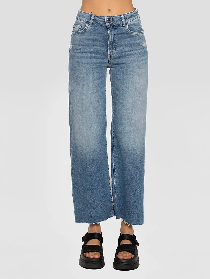 Jeans Angie con Orlo Sfrangiato Blu