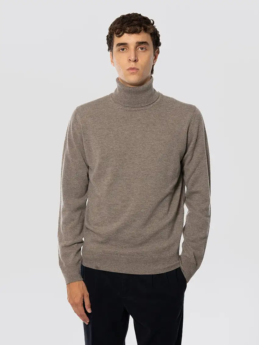 Maglia Collo Alto in Lana Geelong Tortora