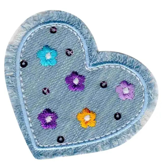 Scudetto cuore jeans frangia fiori