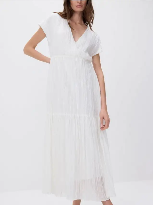 Vestito in tessuto arricciato Colore bianco