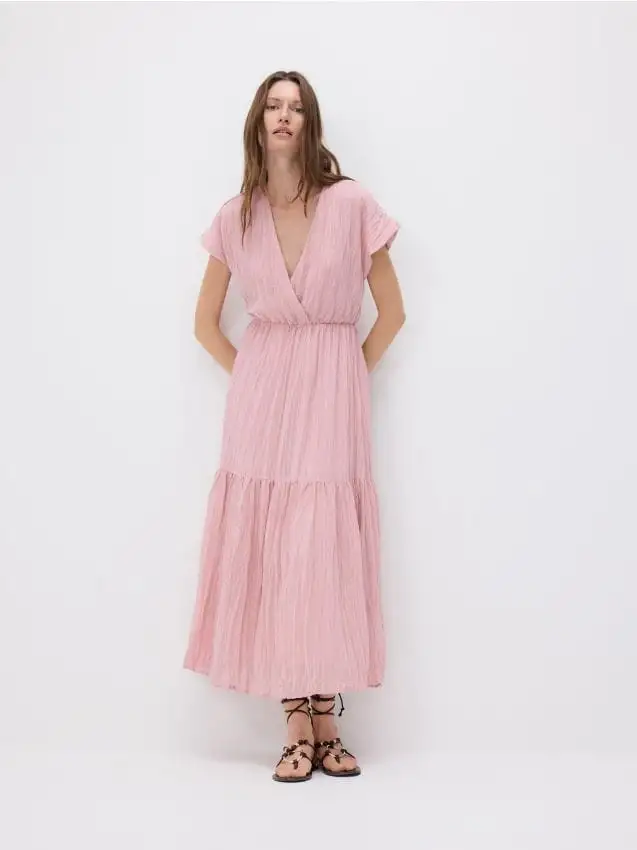 Vestito in tessuto arricciato Colore rosa