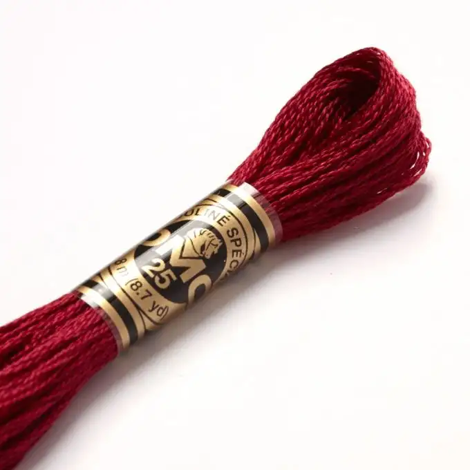 Filo mouliné da ricamo tonalità rosse COL 777